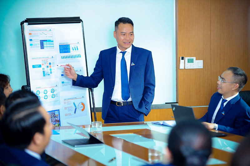 Ông Nguyễn Trường Sơn - TGĐ Đất Xanh Services