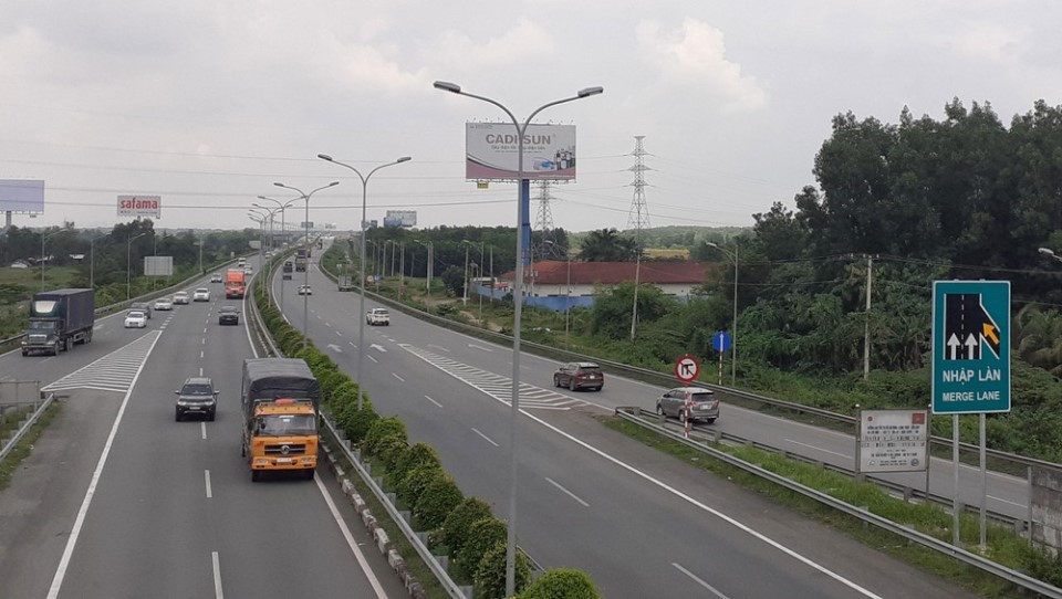 Dau tu cong-02
