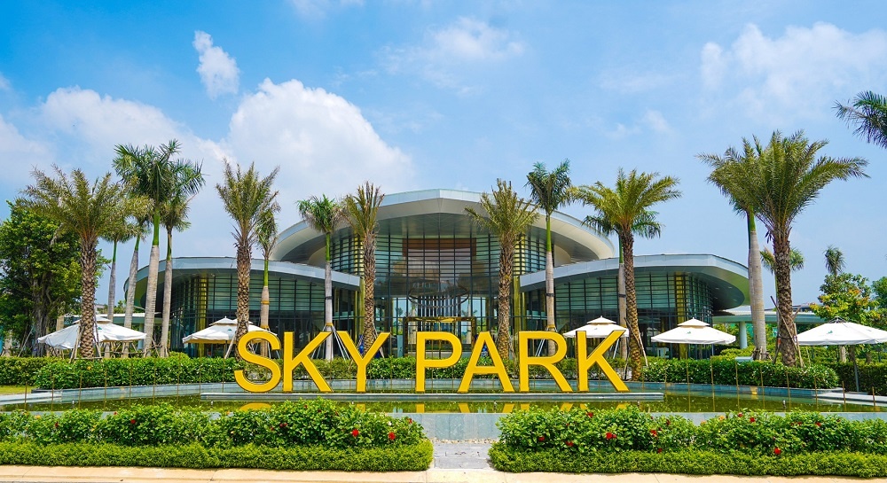 Công viên Sky Park nằm ngay vị trí trung tâm của khu đô thị Gem Sky World, nơi thường tổ chức các hoạt động kết nối cộng đồng