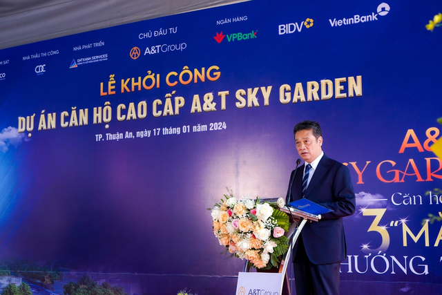 Ông Đặng Hồng An - Chủ tịch Hội đồng Quản trị - Tổng Giám Đốc A&T Group phát biểu tại buổi lễ.